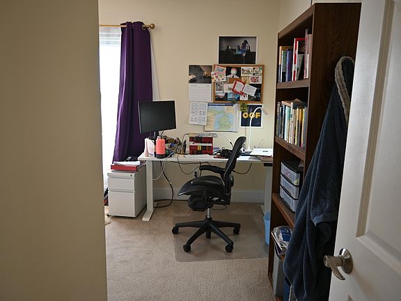5th image of 547 Detroit St #1