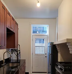 Rented by R New York