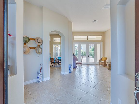5th image of 1300 Bancroft Dr