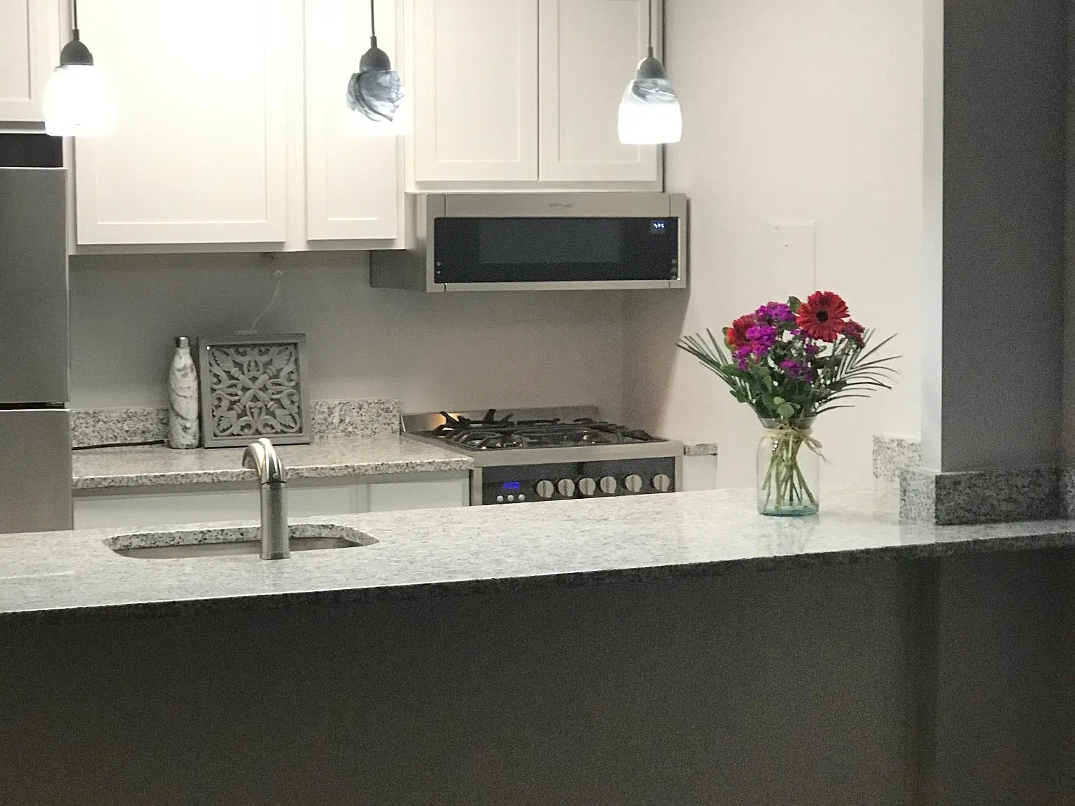 1 bed, 600 sqft, $1,785 — Photo 2