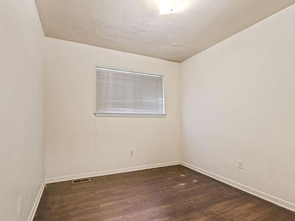 2nd image of 23700 Brandywynne St