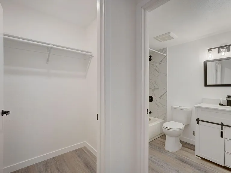 1371 S. Beverly Glen Blvd. — Photo 18