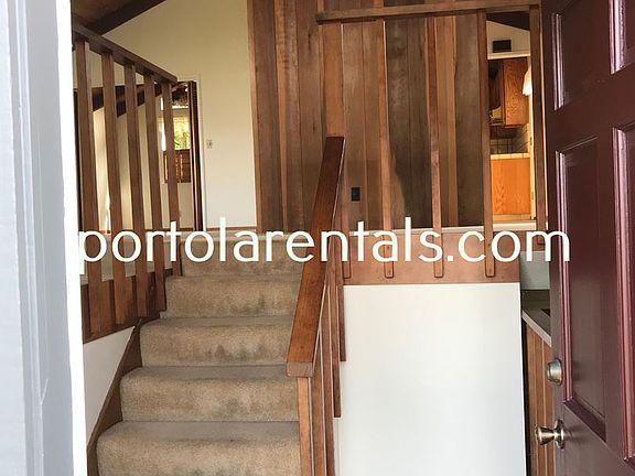 3rd image of 631 Saint Andrews Dr