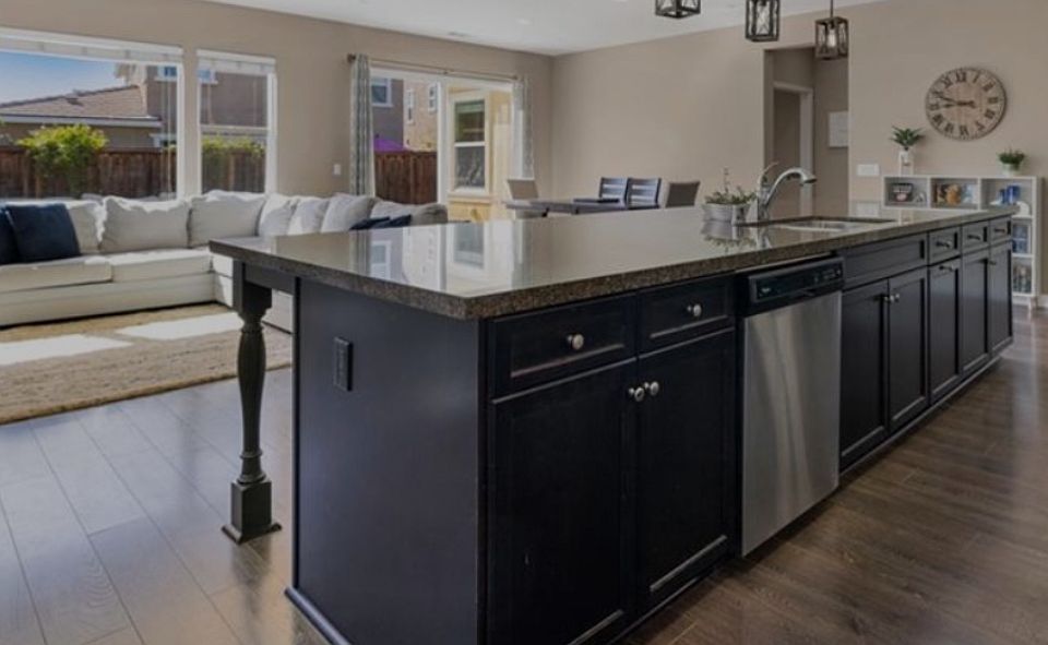 Beautiful home. Open kitchen, dining and living room.