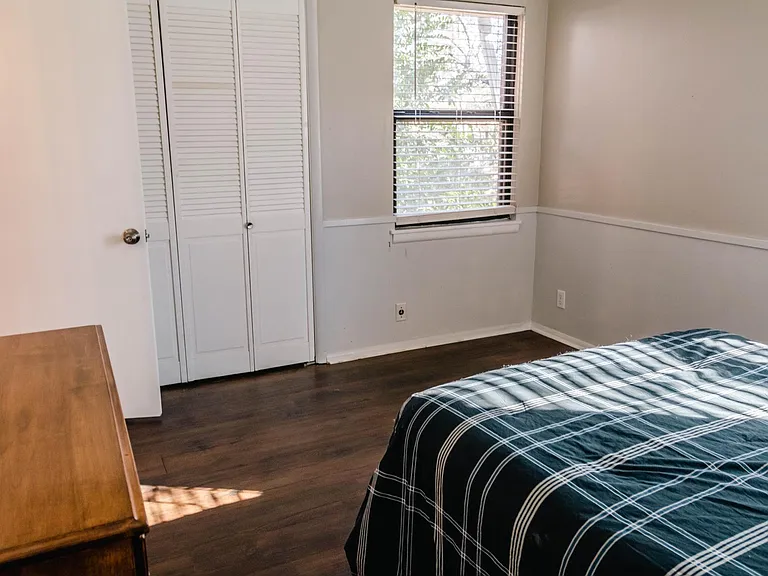 1510 Juanita Dr — Photo 15