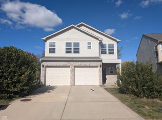 8030 Maple Stream Ln, Indianapolis, IN 46217