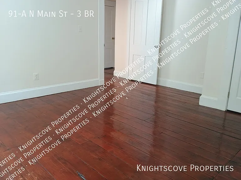 91A N Main St #3 BR — Photo 3