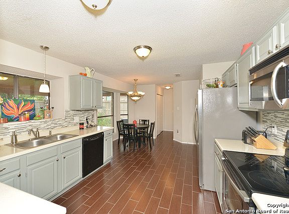 5th image of 1024 Jasper Hill Ln