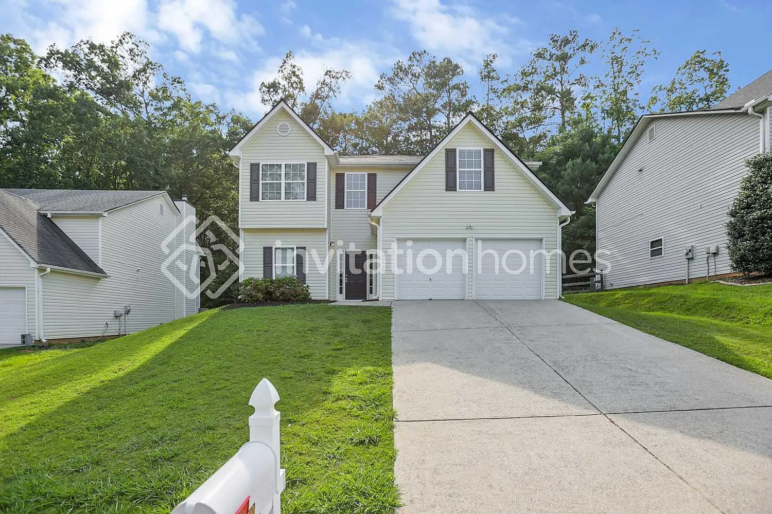 159 Hawthorn Dr Dallas, GA 30132 — Photo 1
