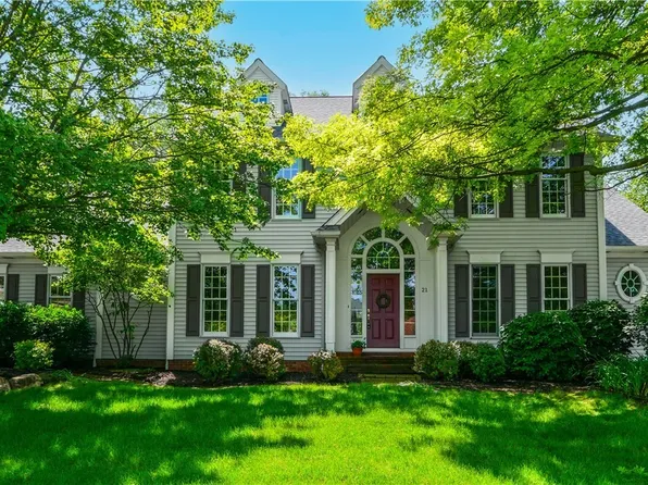 21 Steepleview Dr, Hudson, OH 44236