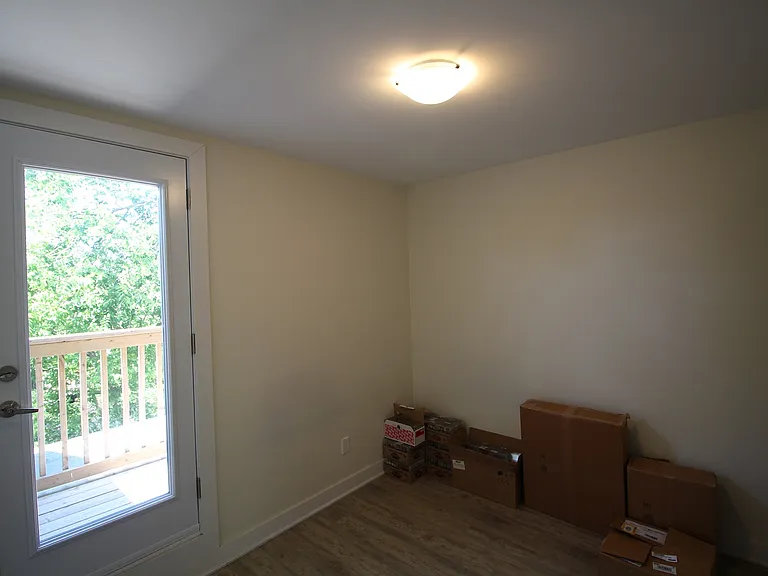 424 Nelson St #2 — Photo 6