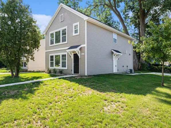 307 N Main St, Perry, MI 48872