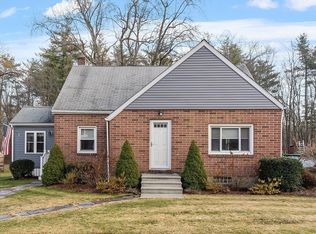 555 Oak Hill Rd, Fitchburg, MA 01420