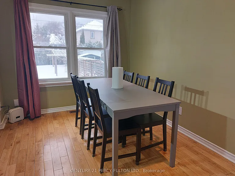 98 Westbourne Ave — Photo 4