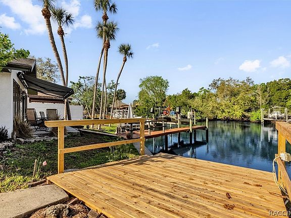 2nd image of 5222 S View Point