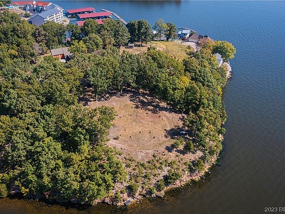3rd image of 84 Blue Water Bay Dr