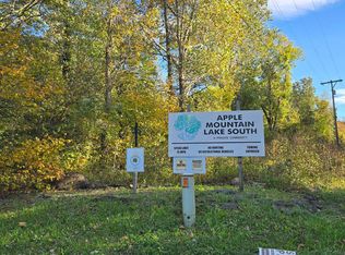 47 Newton Dr, Linden, VA 22642