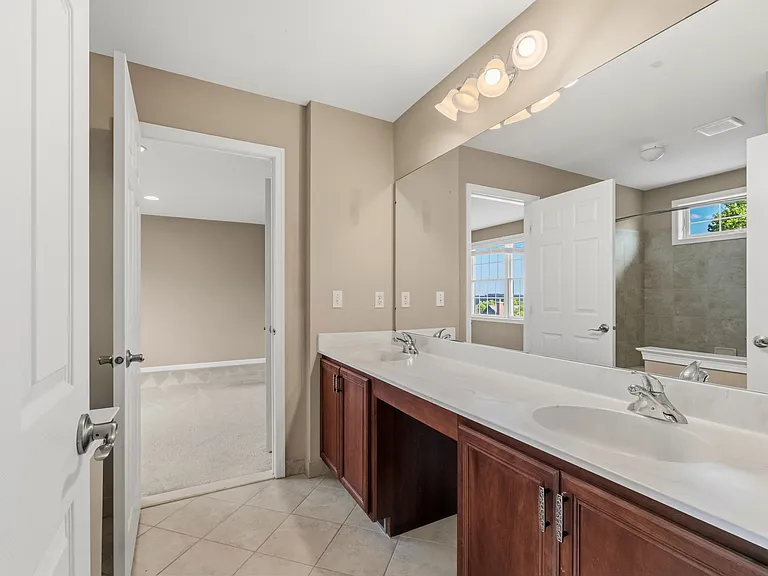 50738 Calvert Isle Dr — Photo 23