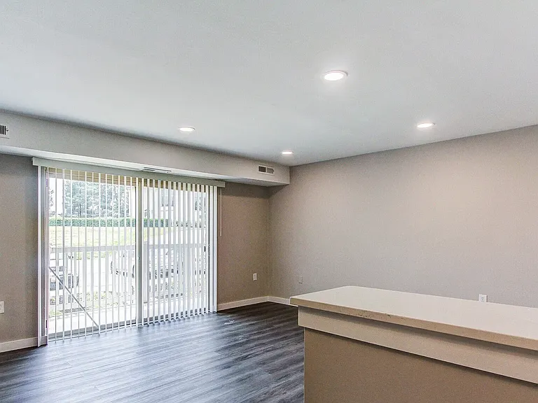 Henson Creek Apartment Homes — Photo 14