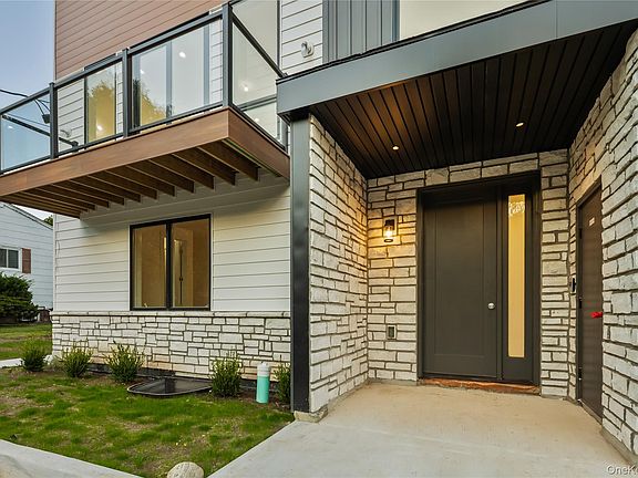 4th image of 30 Northbrook Road #201