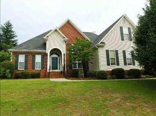 19 Coach Ln, Simpsonville, SC 29681