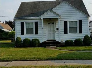 1727 Fairfax Rd, Toledo, OH 43613