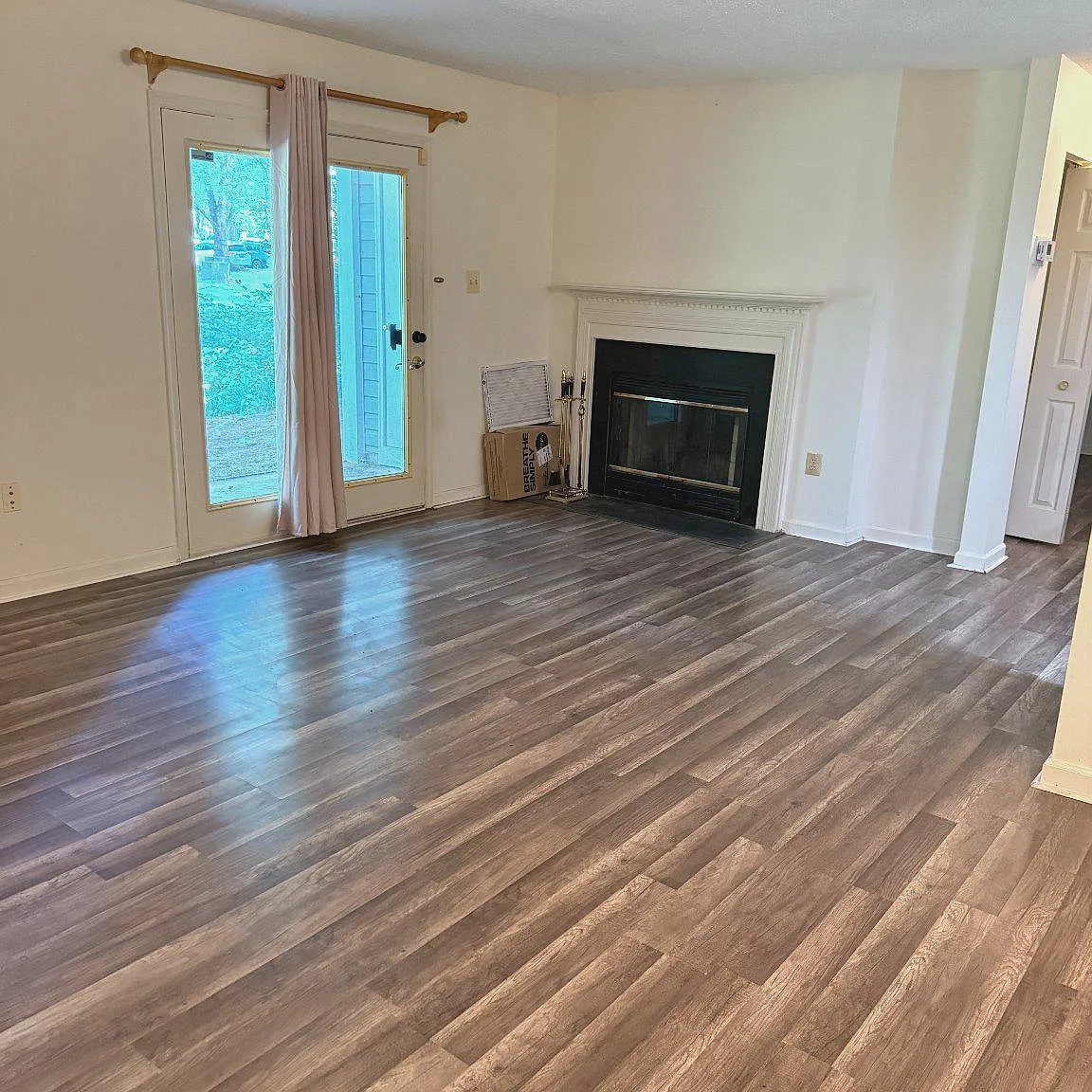2 bed, 2.0 bath, 1036 sqft, $2,100 — Photo 3