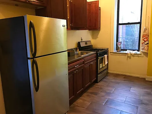 Rented by BRICK & GALO REALTY CORP | media 10