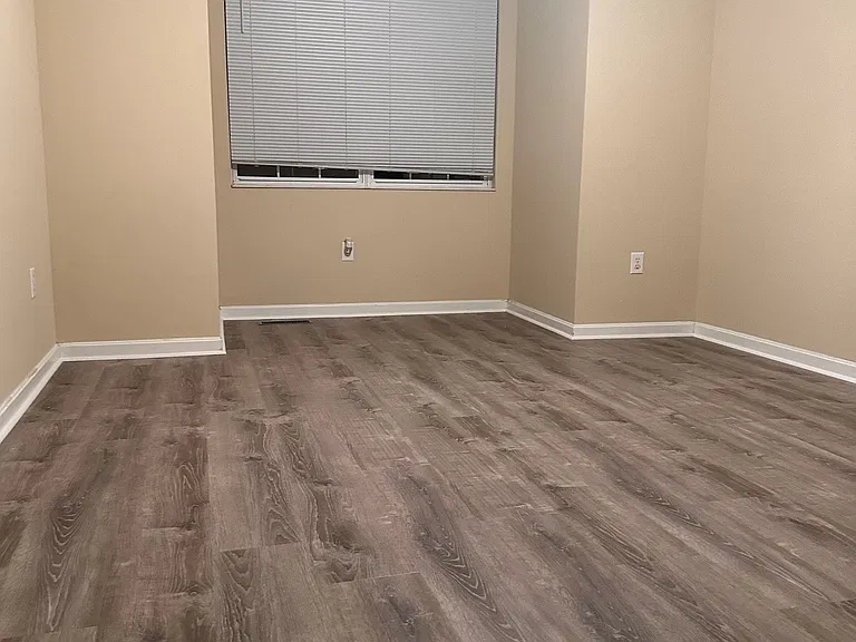 7545 Mansion Cir #F — Photo 15