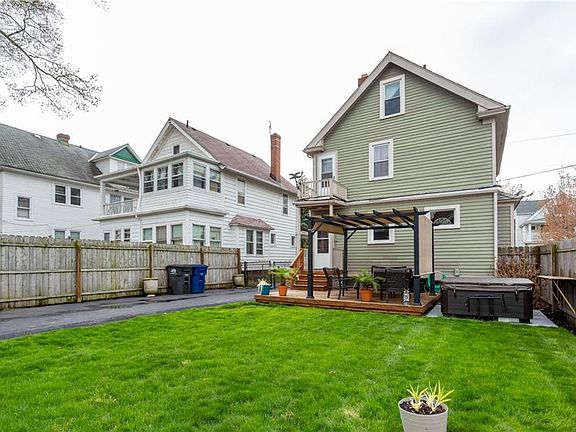 4th image of 1197 Cranford Ave