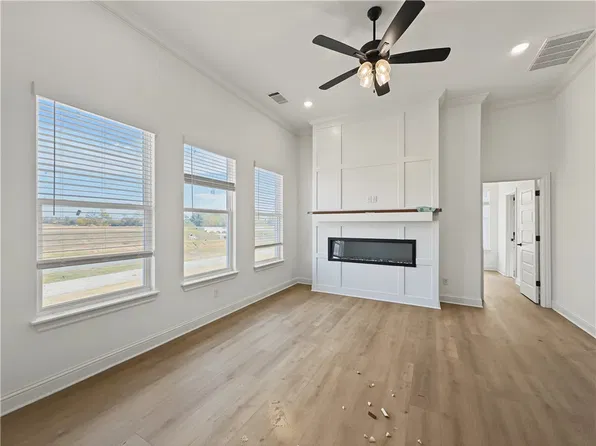 6702 SW Orange Ave, Bentonville, AR 72712