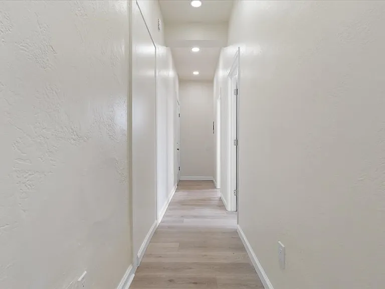 2925 Magnolia St #A — Photo 2