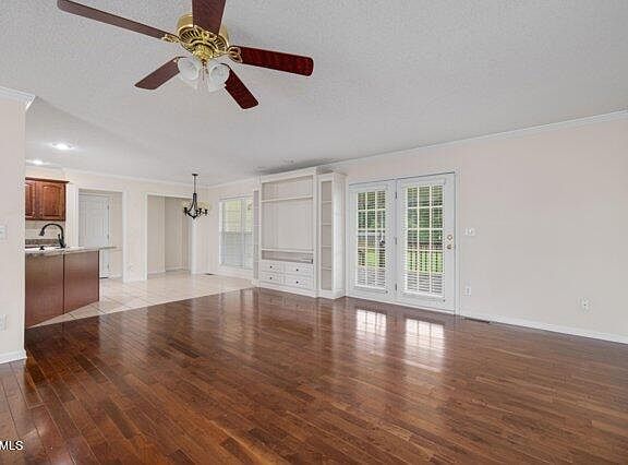 5th image of 657 Allison Rd