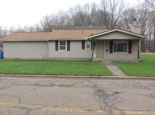 210 N Lincoln Ave, Newton Falls, OH