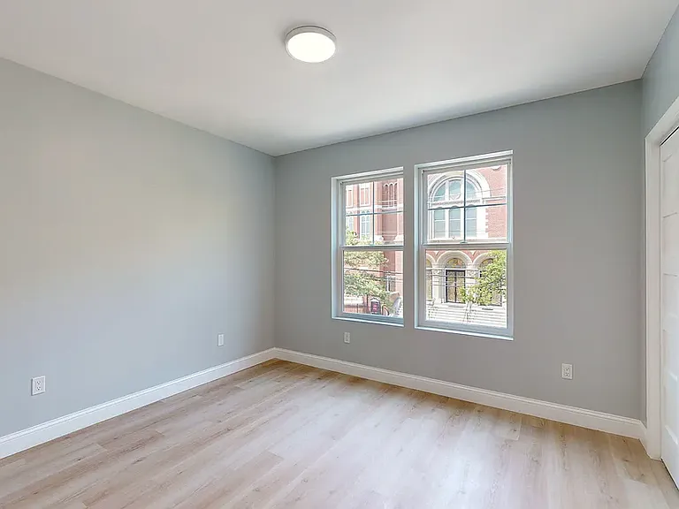 793 State St #2D — Photo 15