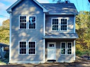 320 Palmer Ave, Warwick, RI 02886