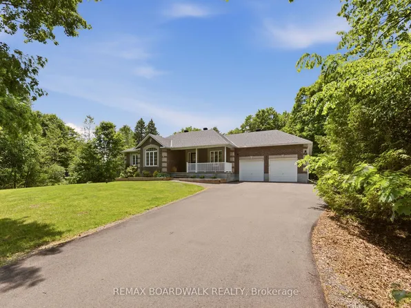 289 Timberwood Dr, Beckwith, ON K7C 0C4