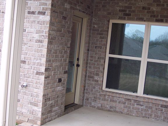 3rd image of 233 Pumprock Dr