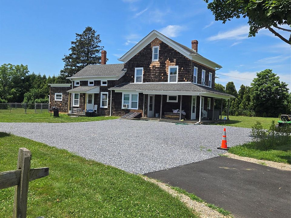 3953 Sound Avenue, Riverhead, NY 11901 | Zillow