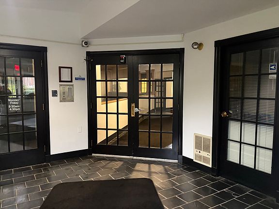 5th image of 1475 Massachusetts Ave APT 237