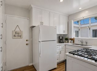 1900 Huntington Dr APT D, South Pasadena, CA 91030