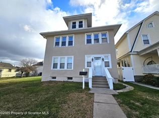 852 N Rebecca Ave, Scranton, PA 18504