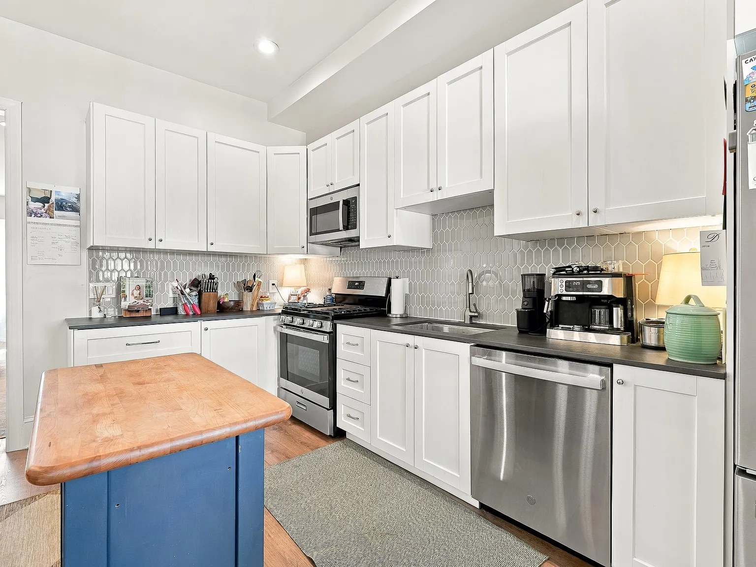 3 bed, $4,000 — Photo 3
