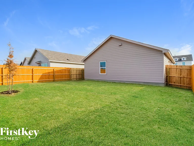 10783 Prusiner Dr — Photo 15