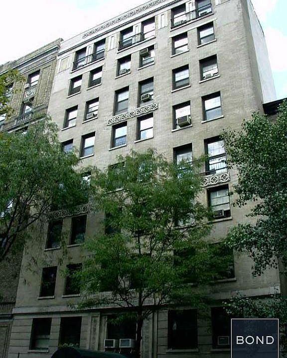 2nd image of 3553 82nd St APT 1C