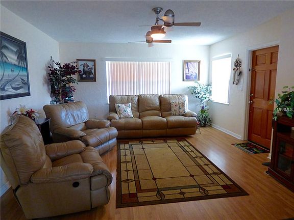 3rd image of 636 90th Ave N