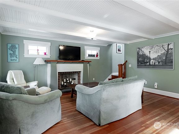 5th image of 1408 13th Avenue SE