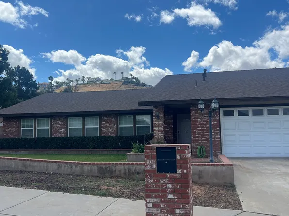 8594 Rocking Horse Cir, Riverside, CA 92509