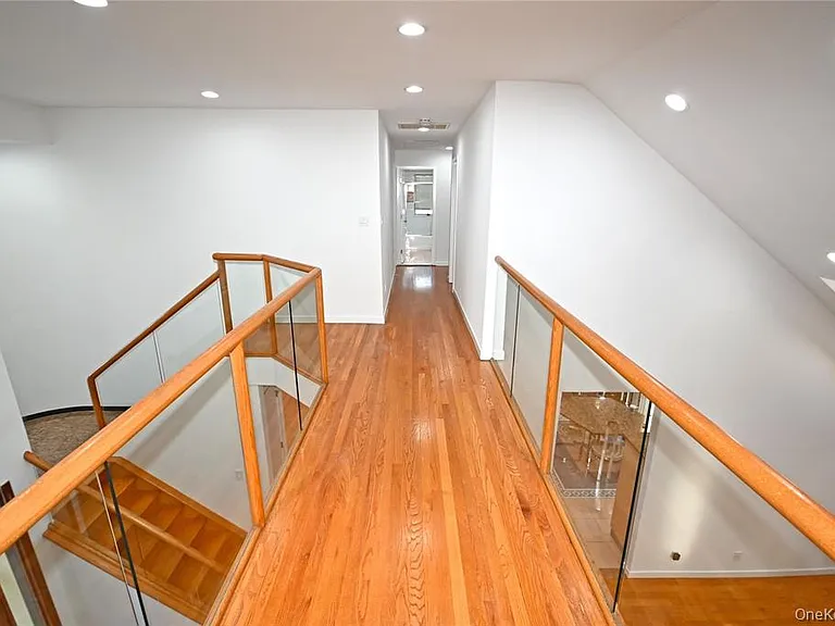 24 Warwick Rd — Photo 15
