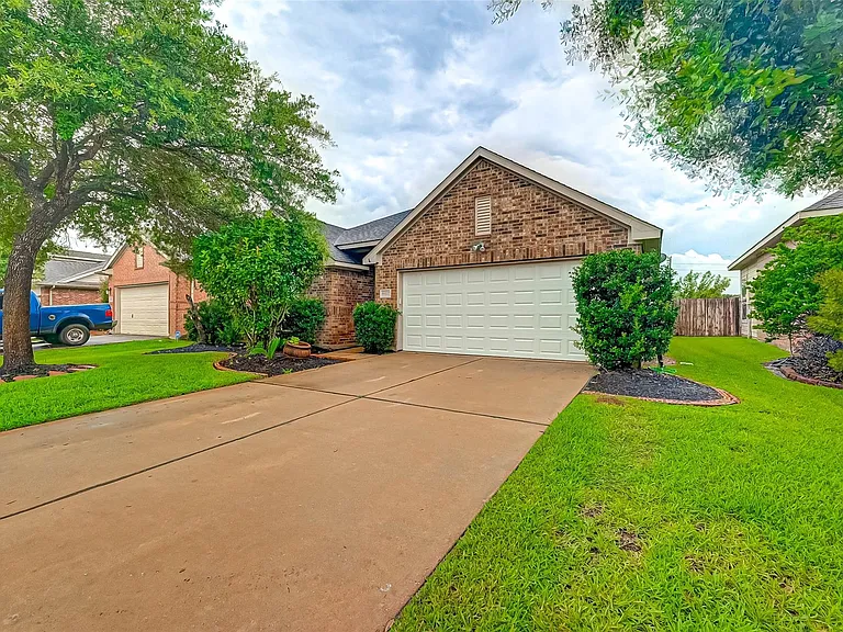 20227 Enchanted Rose Ln — Photo 2